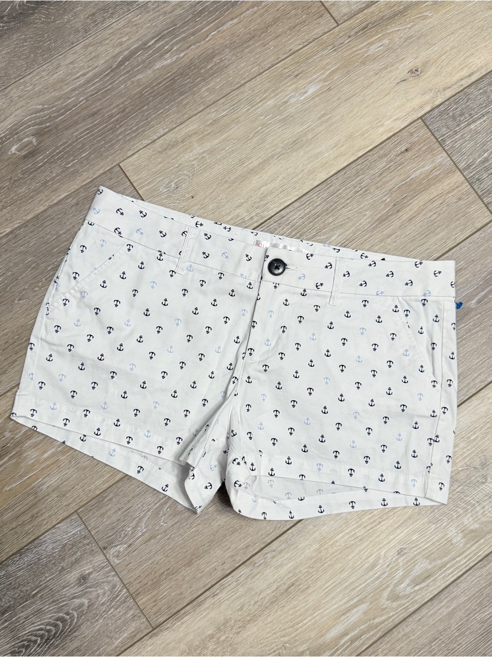 #5)  White Anchor-Print Women's Cotton/3% spandex Shorts